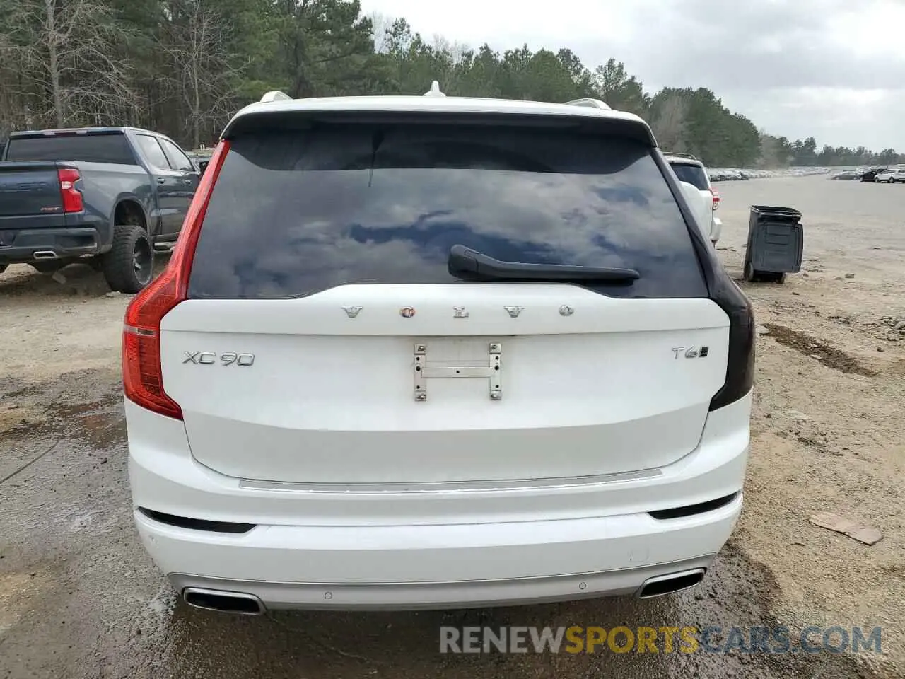 6 Photograph of a damaged car YV4A22PK9L1618947 VOLVO XC90 2020
