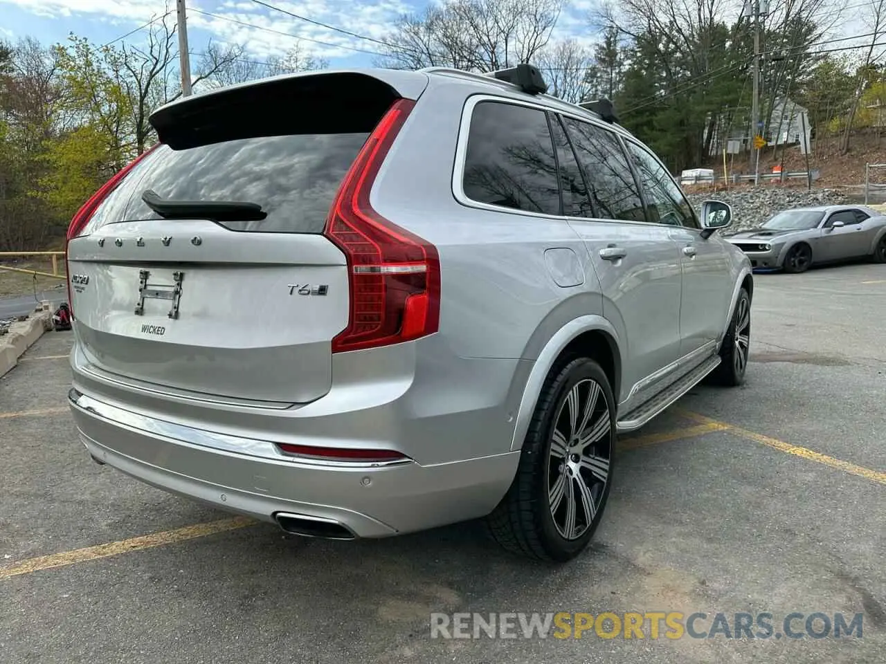 3 Photograph of a damaged car YV4A22PL1L1590988 VOLVO XC90 2020