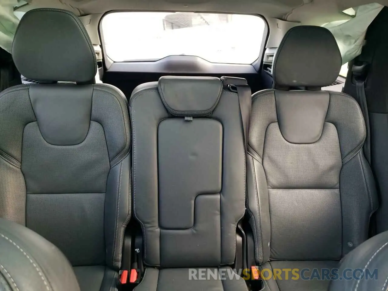 10 Фотография поврежденного автомобиля YV4A22PL9L1542848 VOLVO XC90 2020
