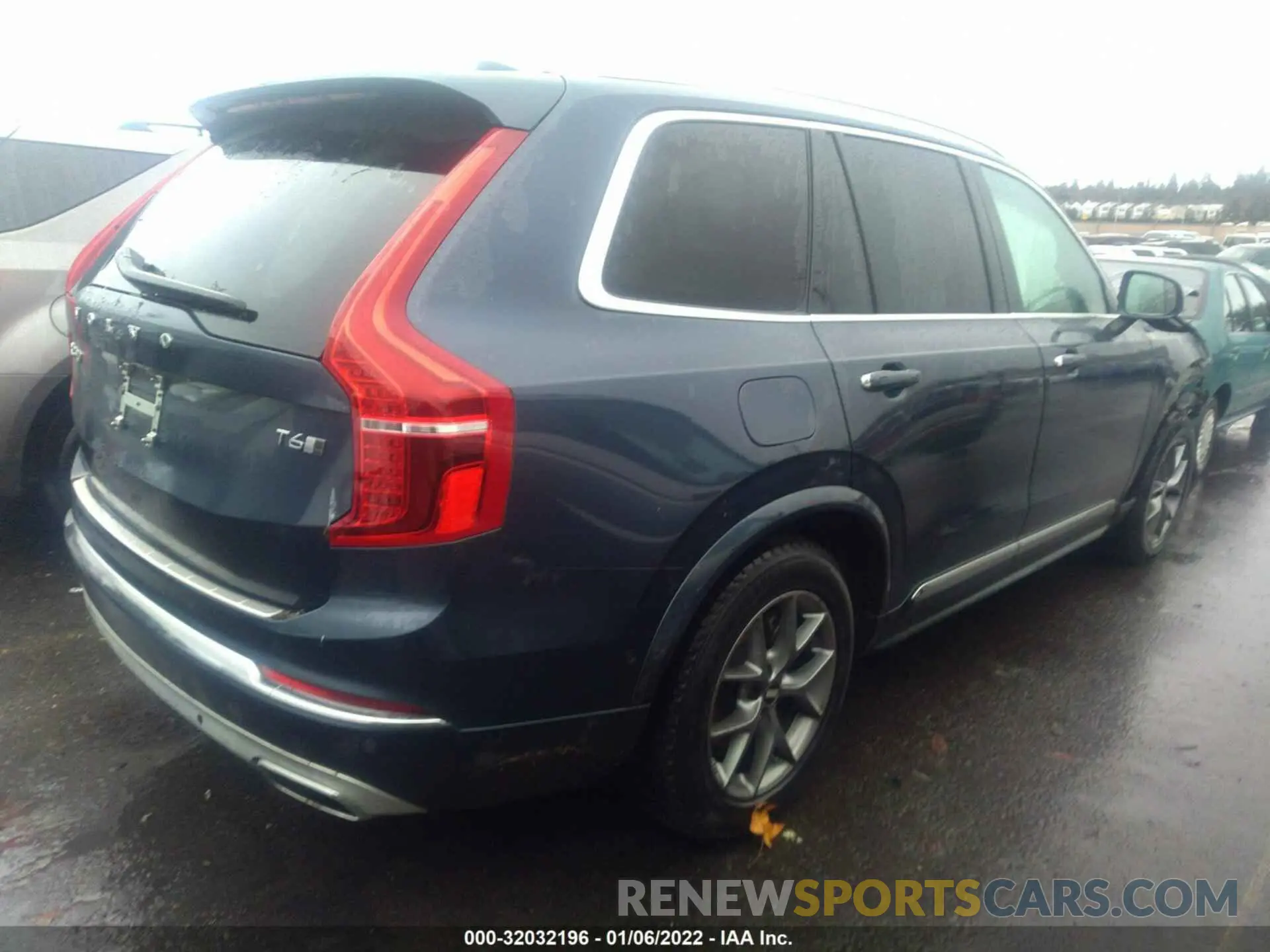 4 Photograph of a damaged car YV4A22PL9L1599177 VOLVO XC90 2020