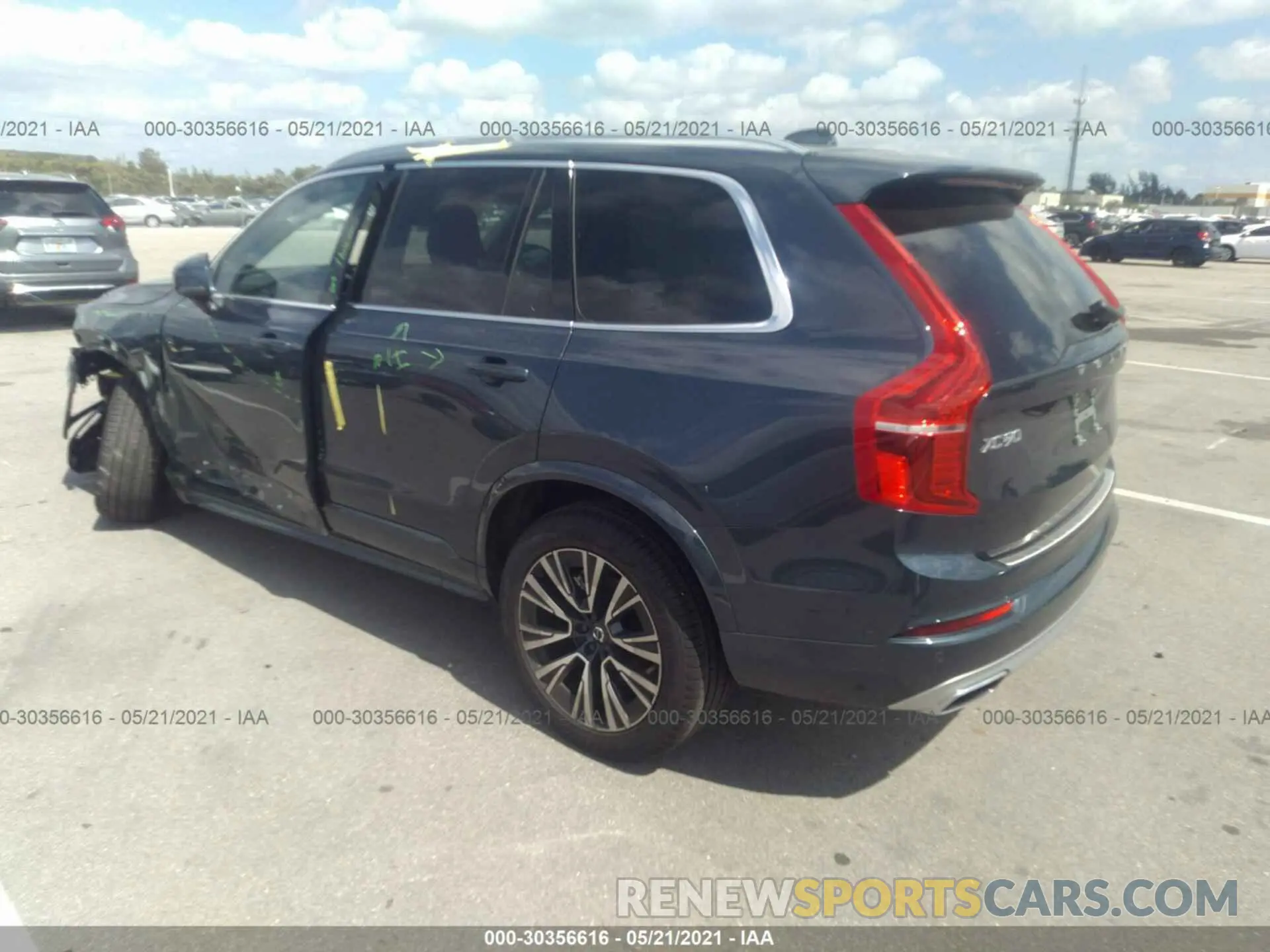 3 Photograph of a damaged car YV4102CK5M1722574 VOLVO XC90 2021