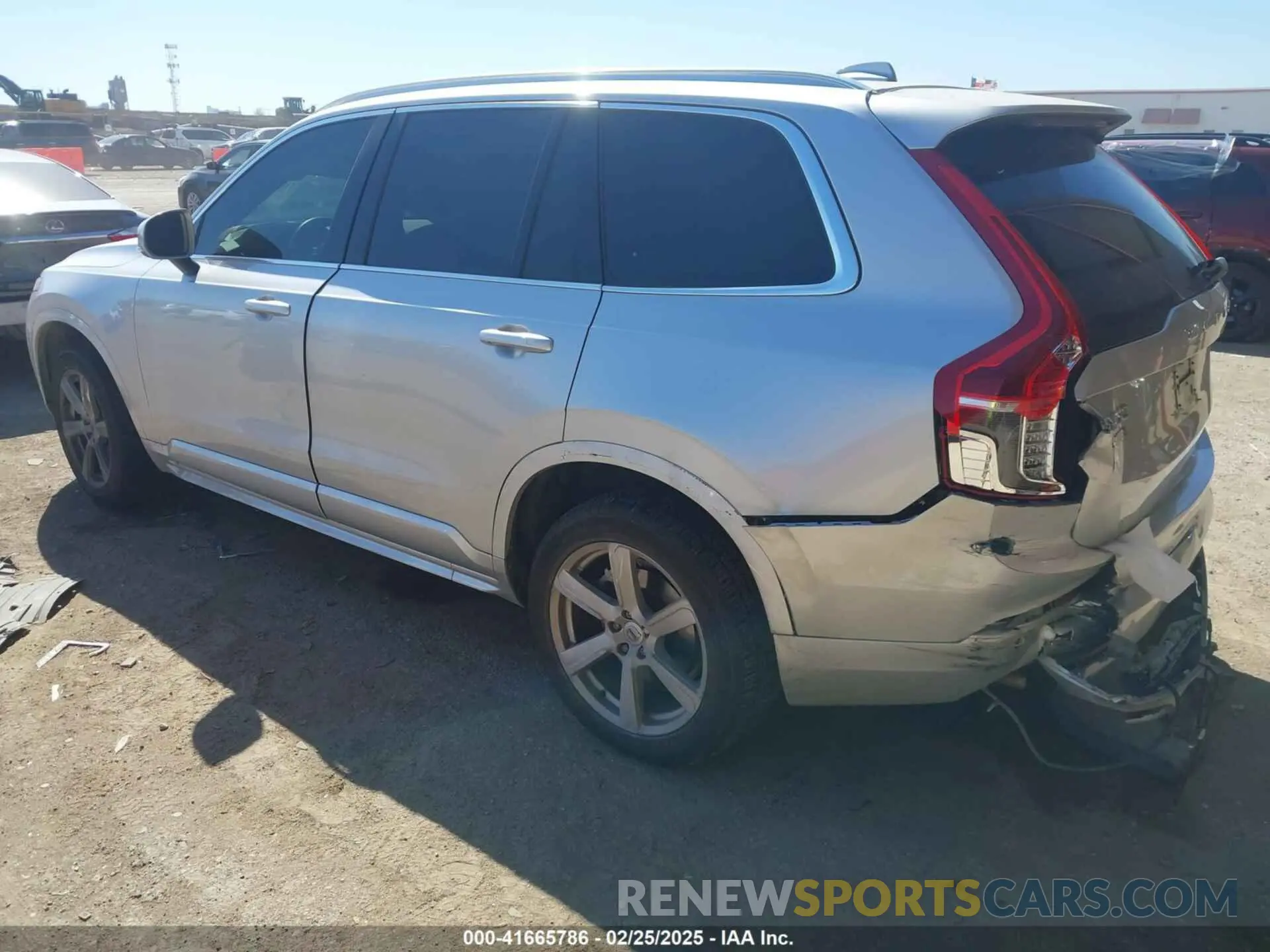 3 Photograph of a damaged car YV4102CK6M1695076 VOLVO XC90 2021