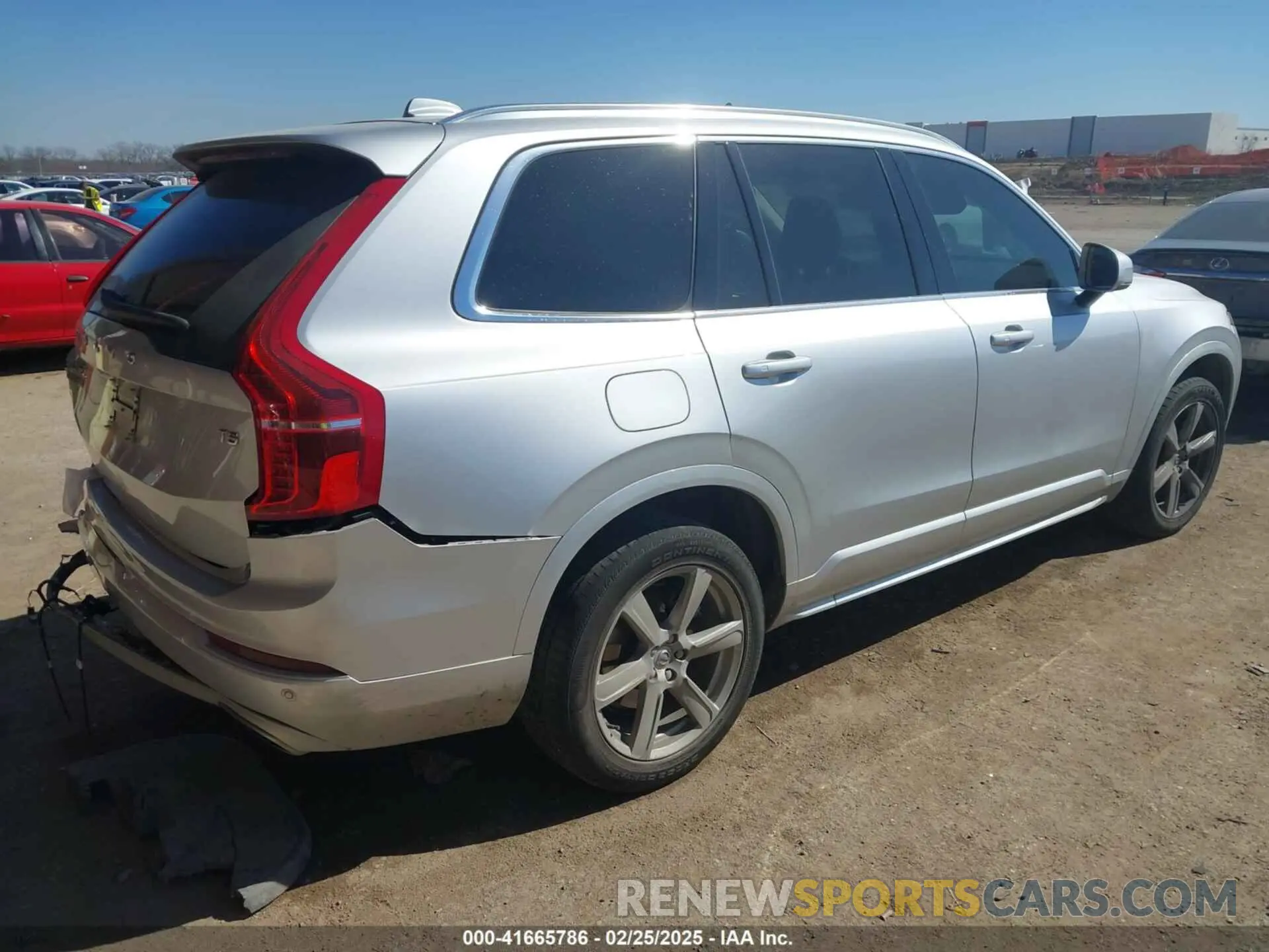 4 Photograph of a damaged car YV4102CK6M1695076 VOLVO XC90 2021