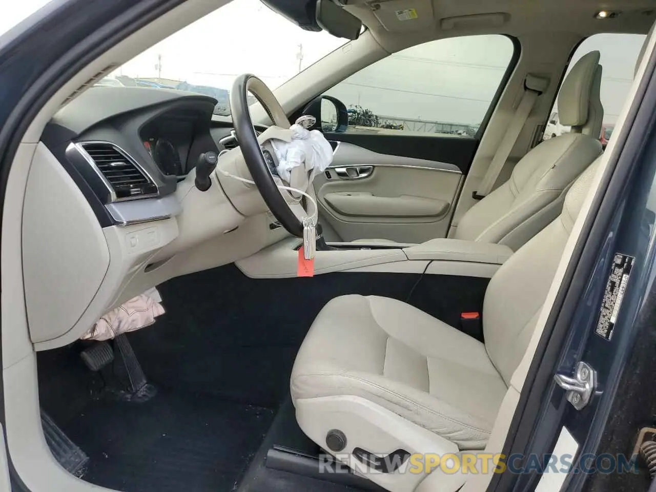 7 Фотография поврежденного автомобиля YV4102CK6M1741621 VOLVO XC90 2021
