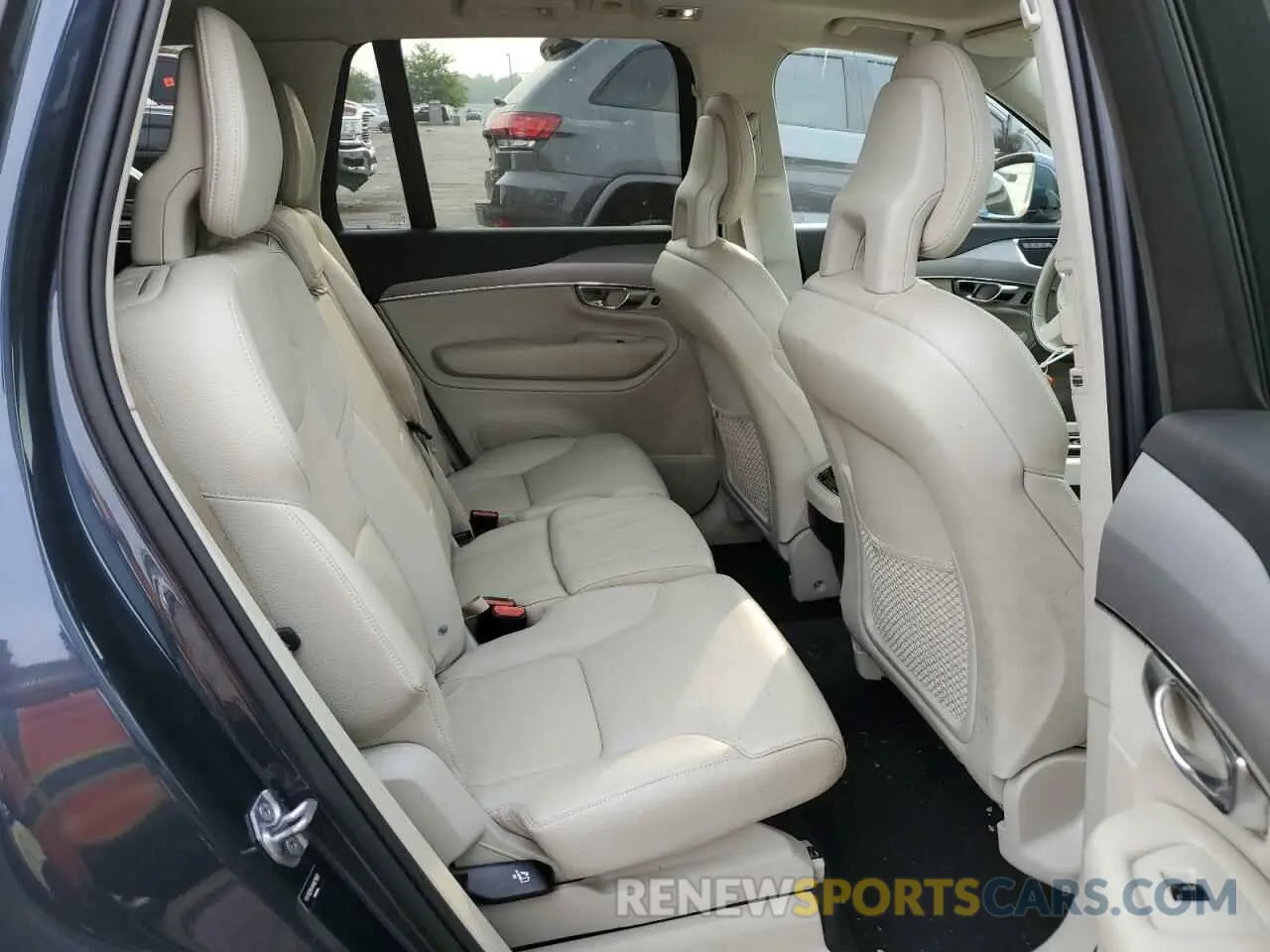 11 Фотография поврежденного автомобиля YV4102PK4M1671000 VOLVO XC90 2021