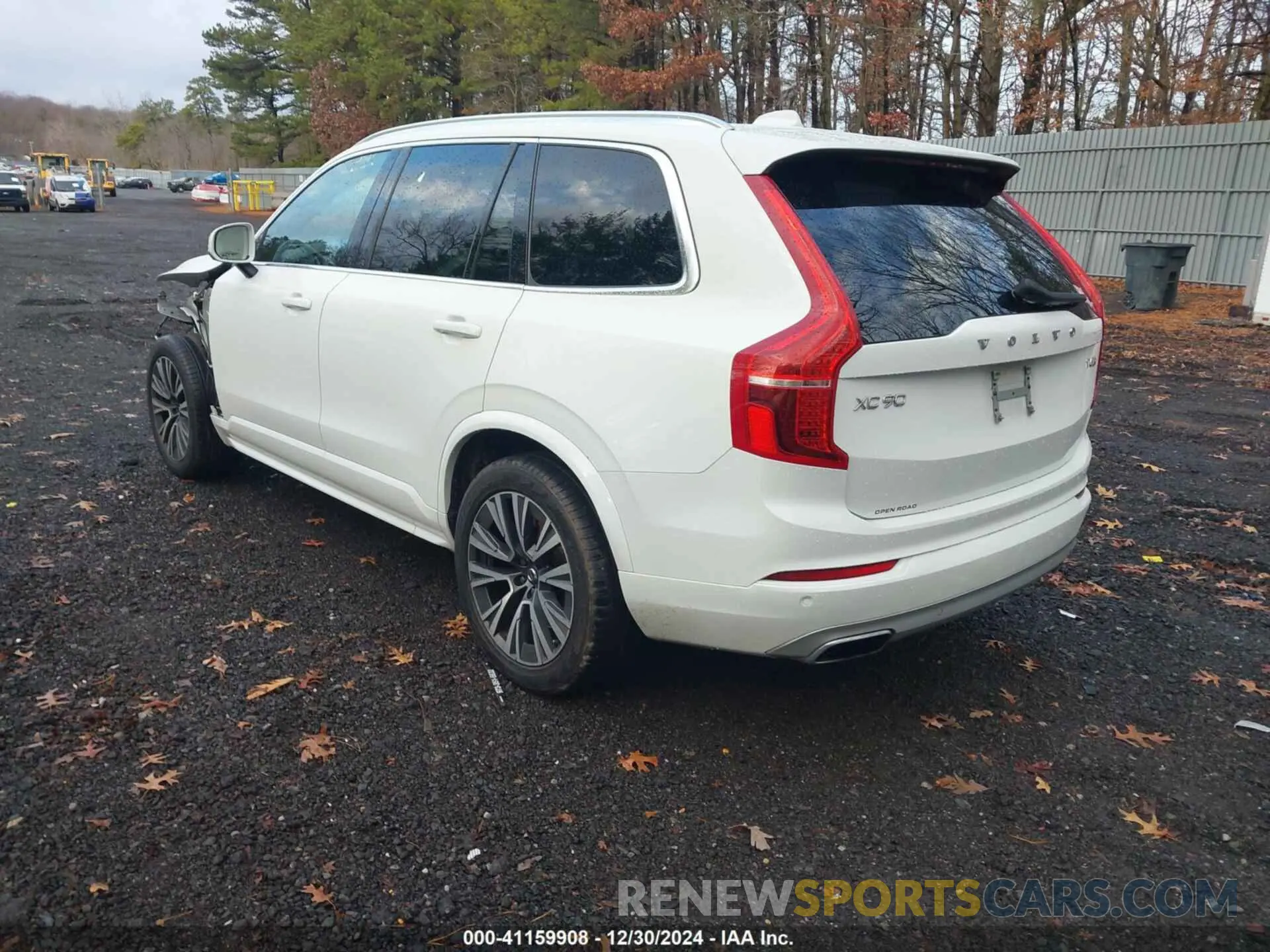 3 Photograph of a damaged car YV4102PK6M1737322 VOLVO XC90 2021