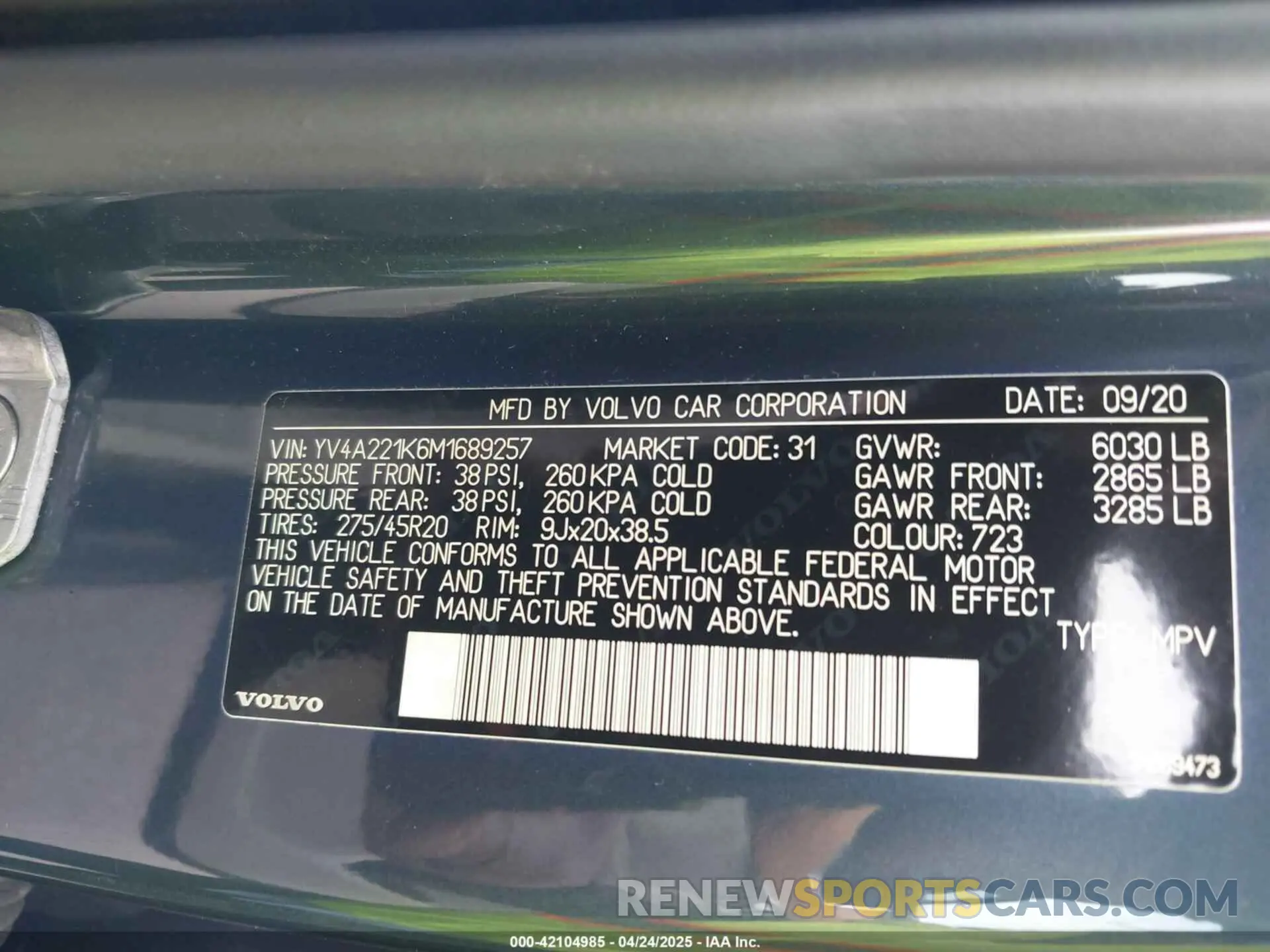 9 Photograph of a damaged car YV4A221K6M1689257 VOLVO XC90 2021