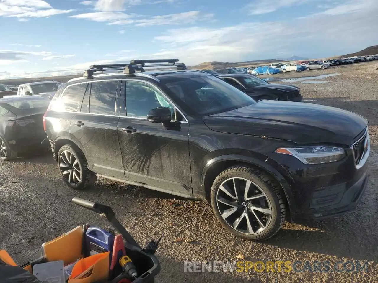 4 Photograph of a damaged car YV4A221K9M1672887 VOLVO XC90 2021