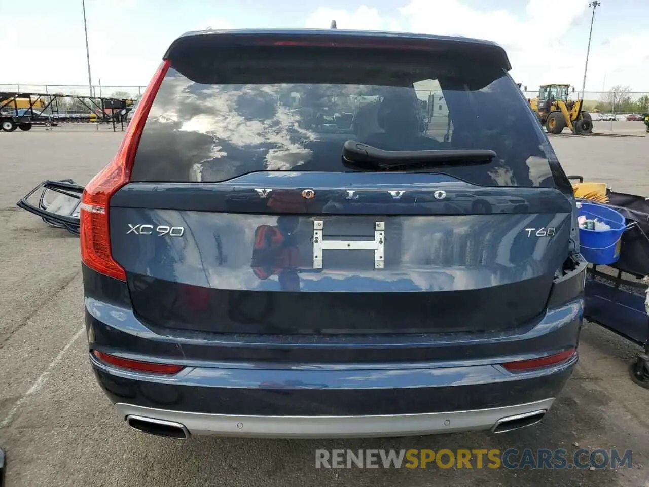6 Photograph of a damaged car YV4A221K9M1691519 VOLVO XC90 2021