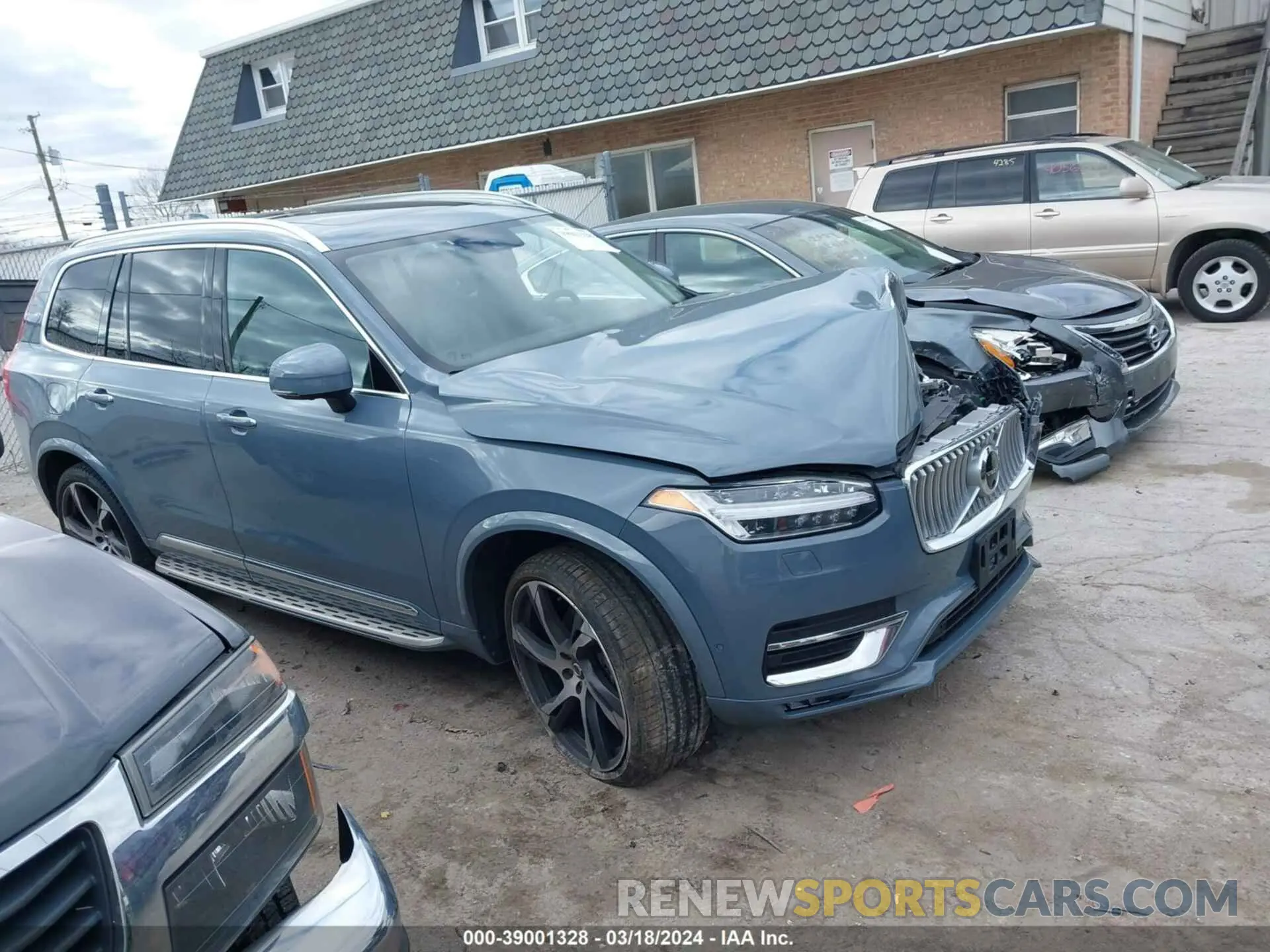 1 Photograph of a damaged car YV4A221L7M1756828 VOLVO XC90 2021