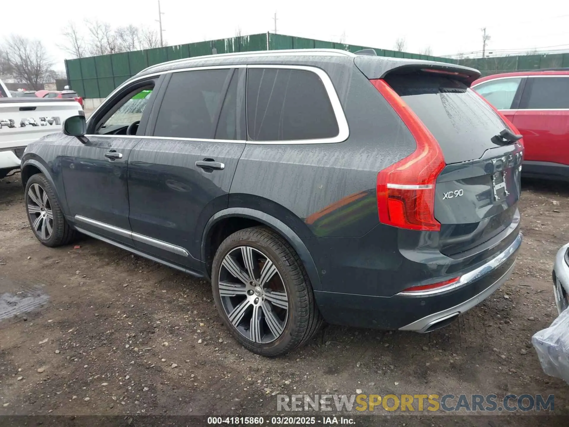 3 Photograph of a damaged car YV4A221L9M1685115 VOLVO XC90 2021