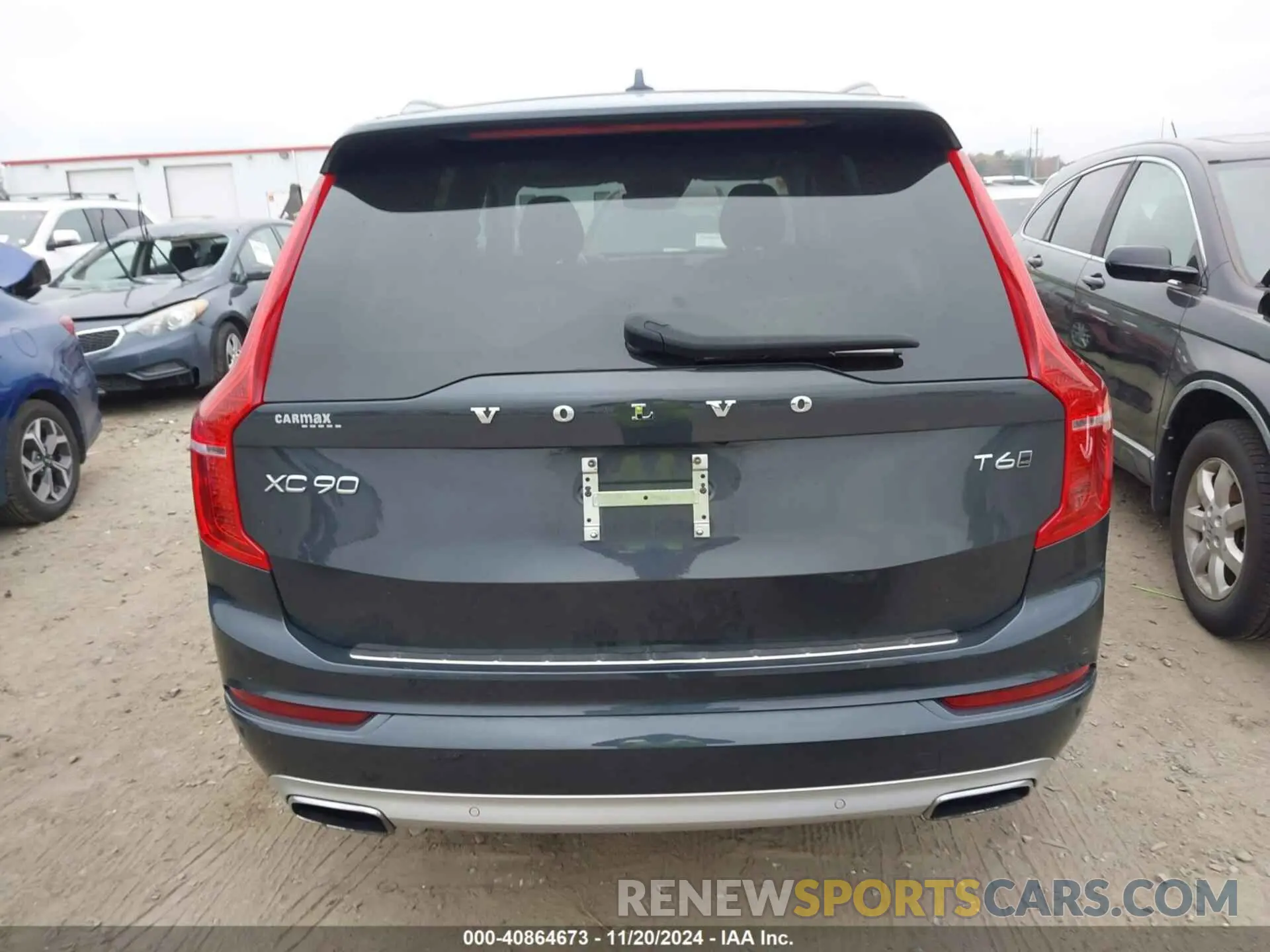 17 Photograph of a damaged car YV4A22PK2M1696827 VOLVO XC90 2021