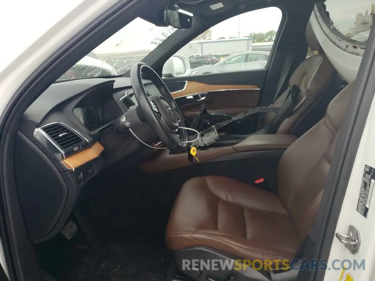 7 Фотография поврежденного автомобиля YV4A22PK9M1705524 VOLVO XC90 2021