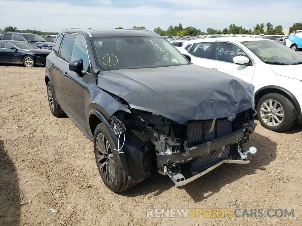 1 Фотография поврежденного автомобиля YV4A22PKXM1679841 VOLVO XC90 2021