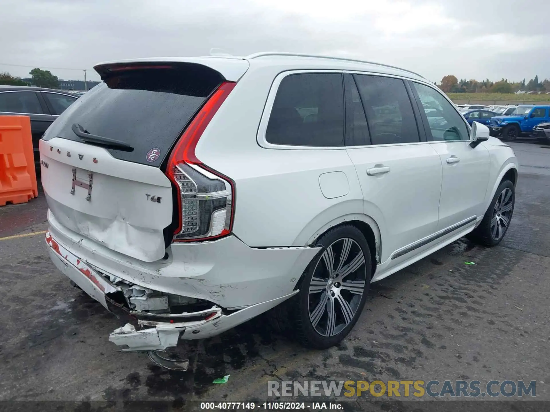 4 Фотография поврежденного автомобиля YV4A22PL7M1724212 VOLVO XC90 2021