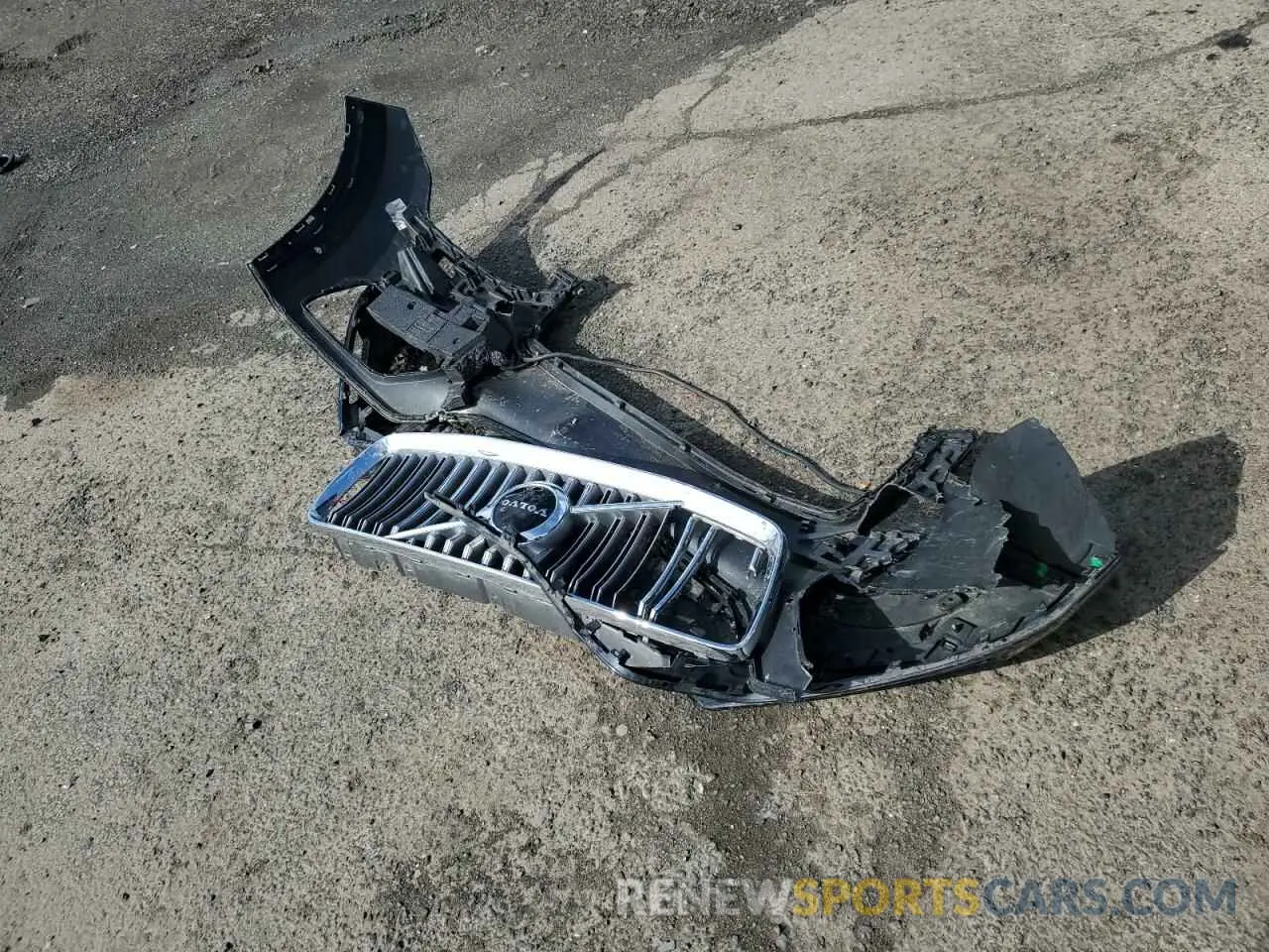 13 Photograph of a damaged car YV4A22PL9M1689446 VOLVO XC90 2021