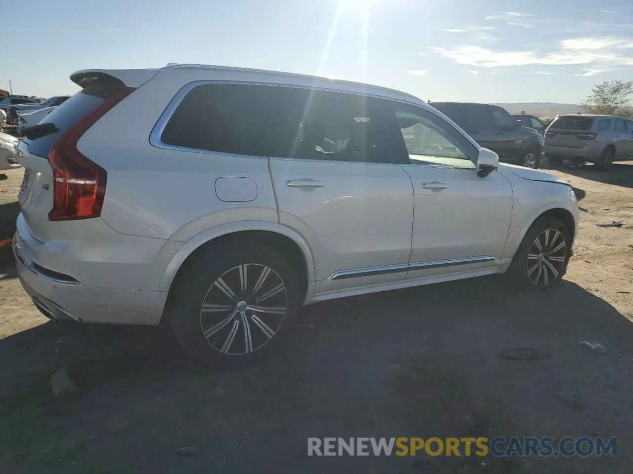 3 Фотография поврежденного автомобиля YV4A22PL9M1761553 VOLVO XC90 2021