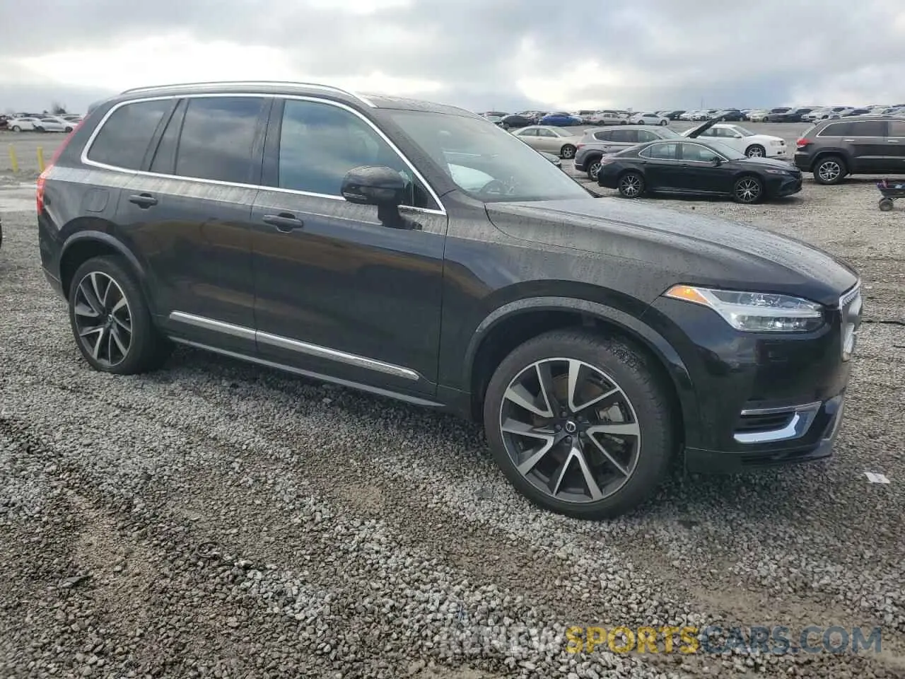 4 Photograph of a damaged car YV4BR0CK5M1709550 VOLVO XC90 2021