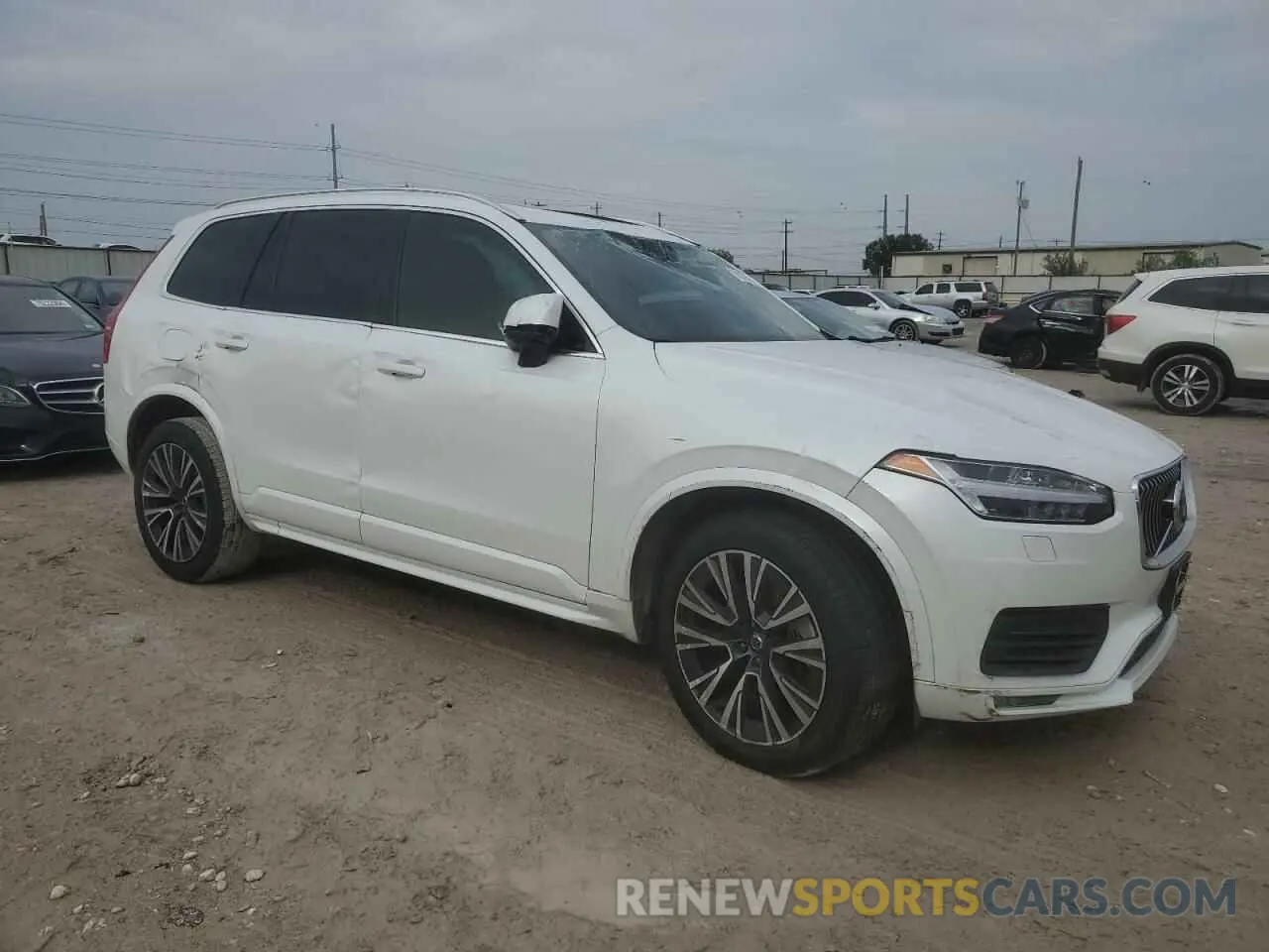 4 Photograph of a damaged car YV4102CK7N1857251 VOLVO XC90 2022