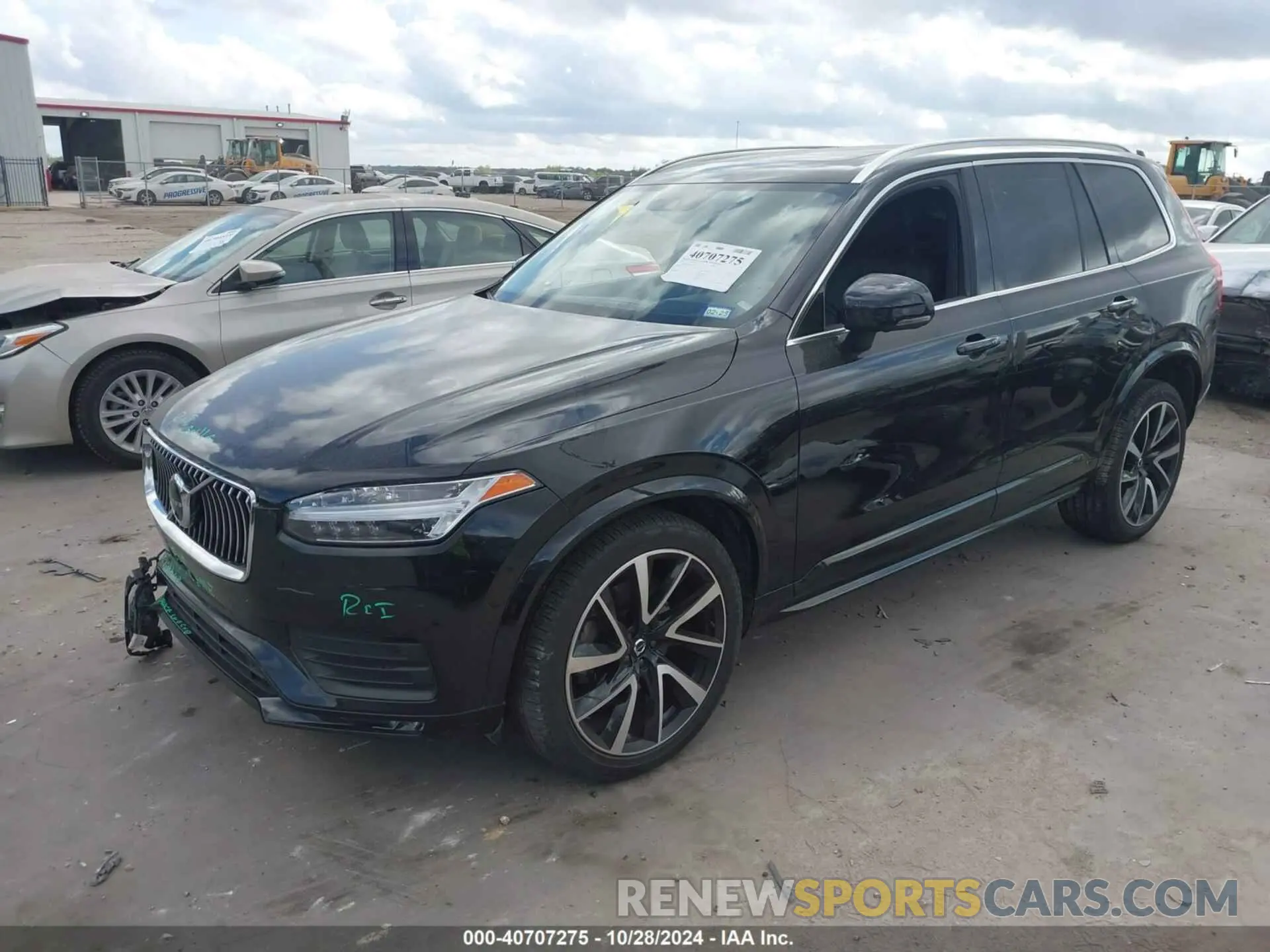 2 Photograph of a damaged car YV4A221K4N1810692 VOLVO XC90 2022