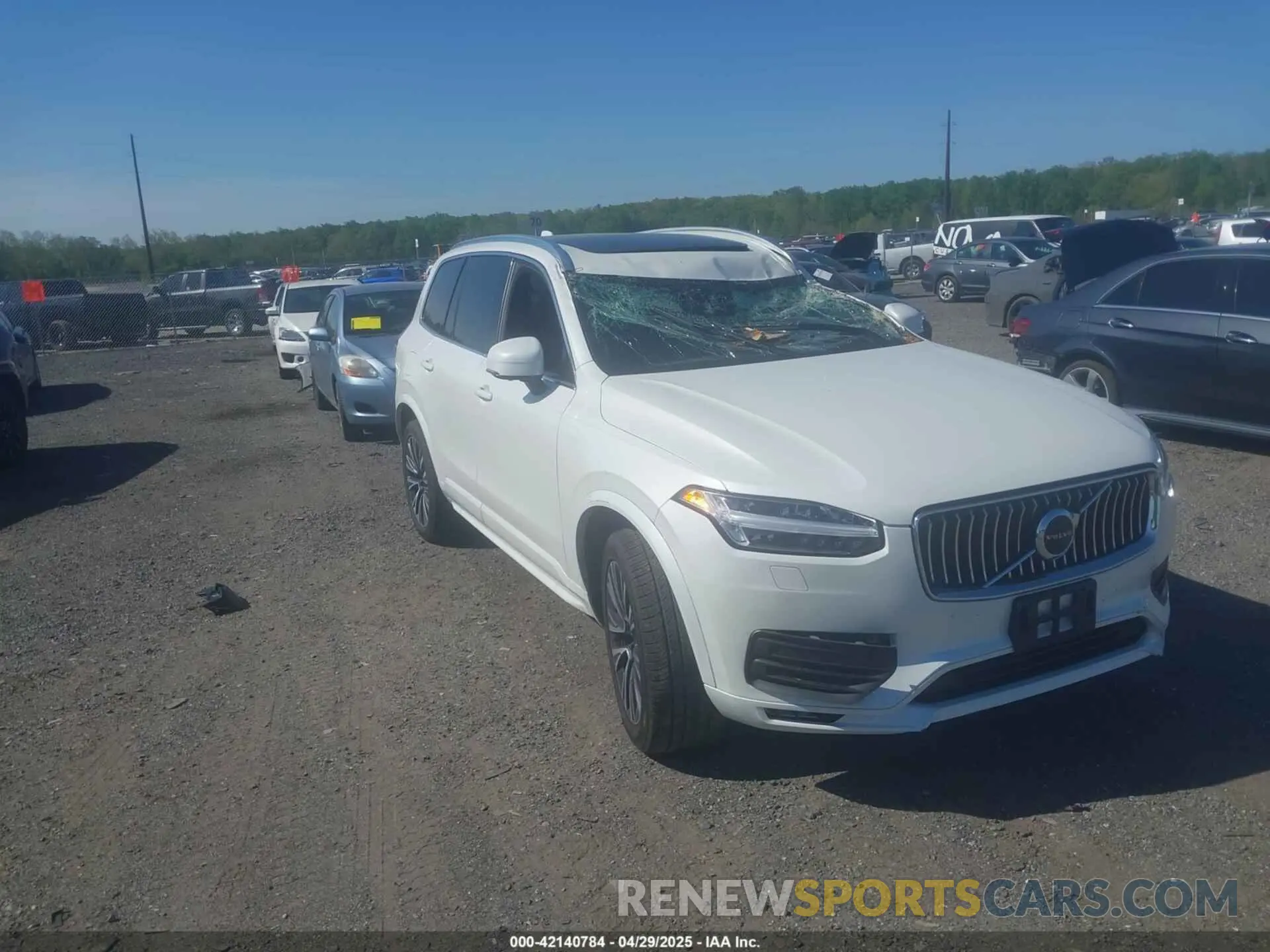 1 Photograph of a damaged car YV4A22PK2N1781135 VOLVO XC90 2022