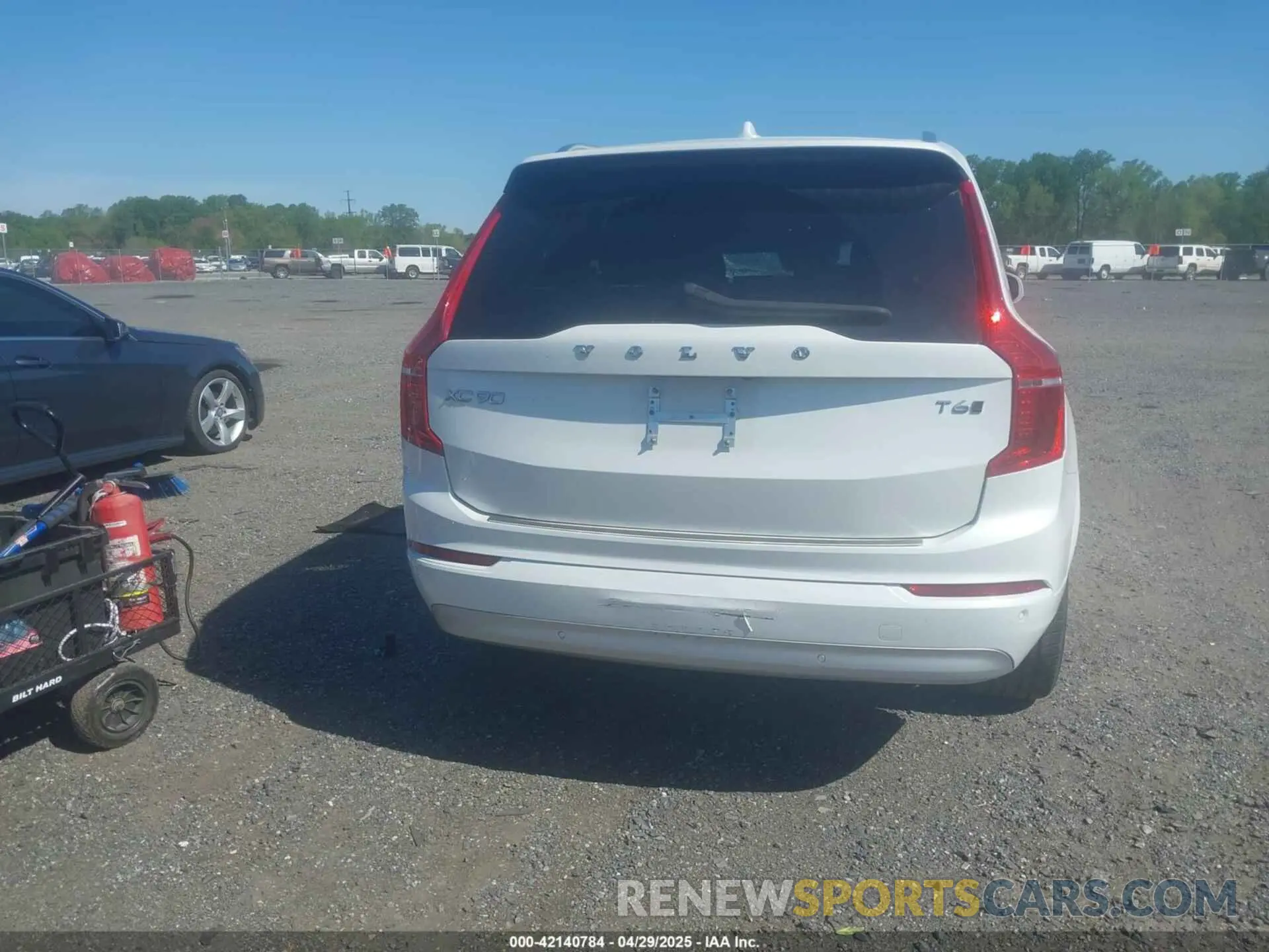 16 Photograph of a damaged car YV4A22PK2N1781135 VOLVO XC90 2022