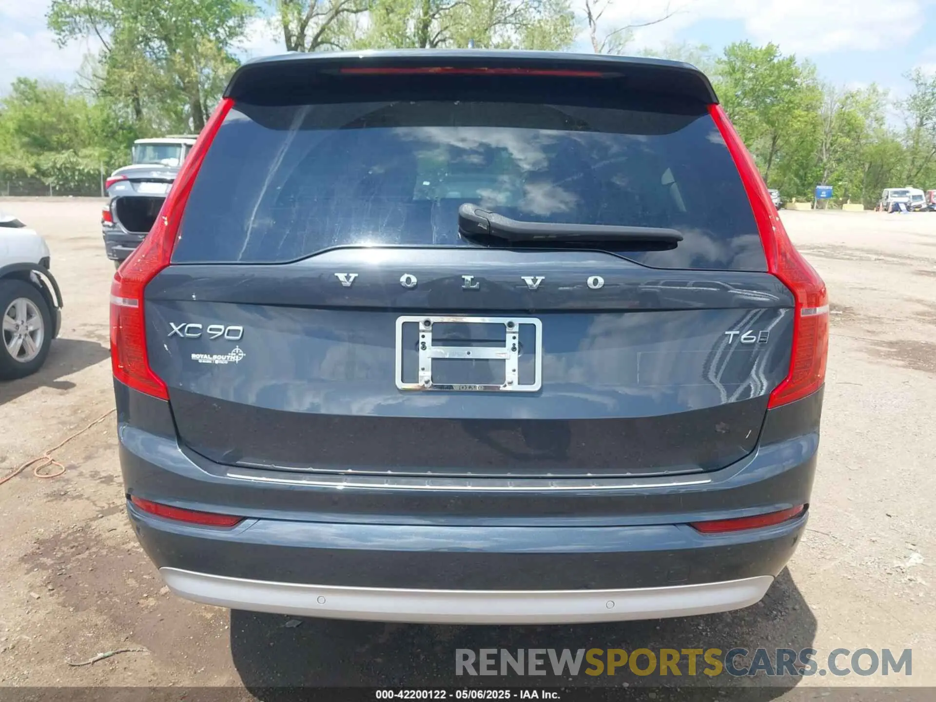 16 Photograph of a damaged car YV4A22PK2N1782723 VOLVO XC90 2022