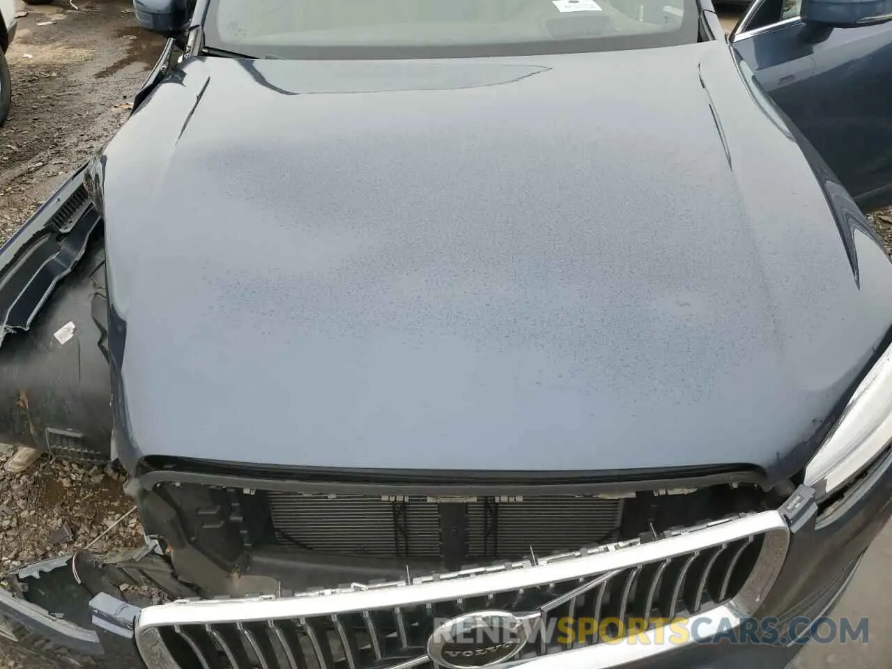 12 Photograph of a damaged car YV4A22PK9N1778765 VOLVO XC90 2022