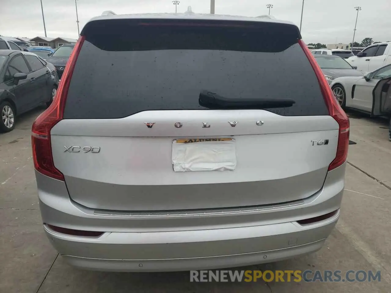 6 Photograph of a damaged car YV4A22PKXN1778158 VOLVO XC90 2022