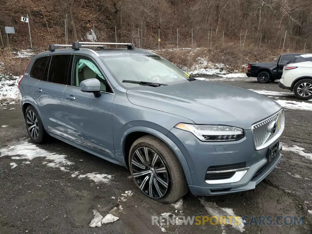 4 Фотография поврежденного автомобиля YV4A22PL8N1871611 VOLVO XC90 2022