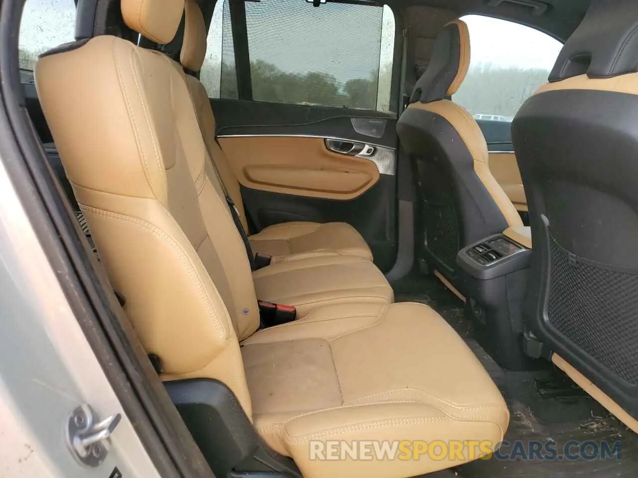 11 Photograph of a damaged car YV4A22PL9N1856714 VOLVO XC90 2022