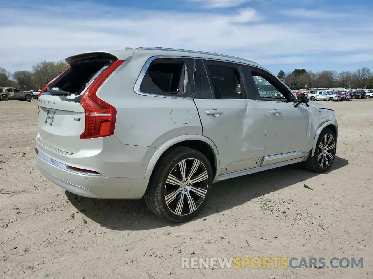 3 Photograph of a damaged car YV4A22PL9N1856714 VOLVO XC90 2022