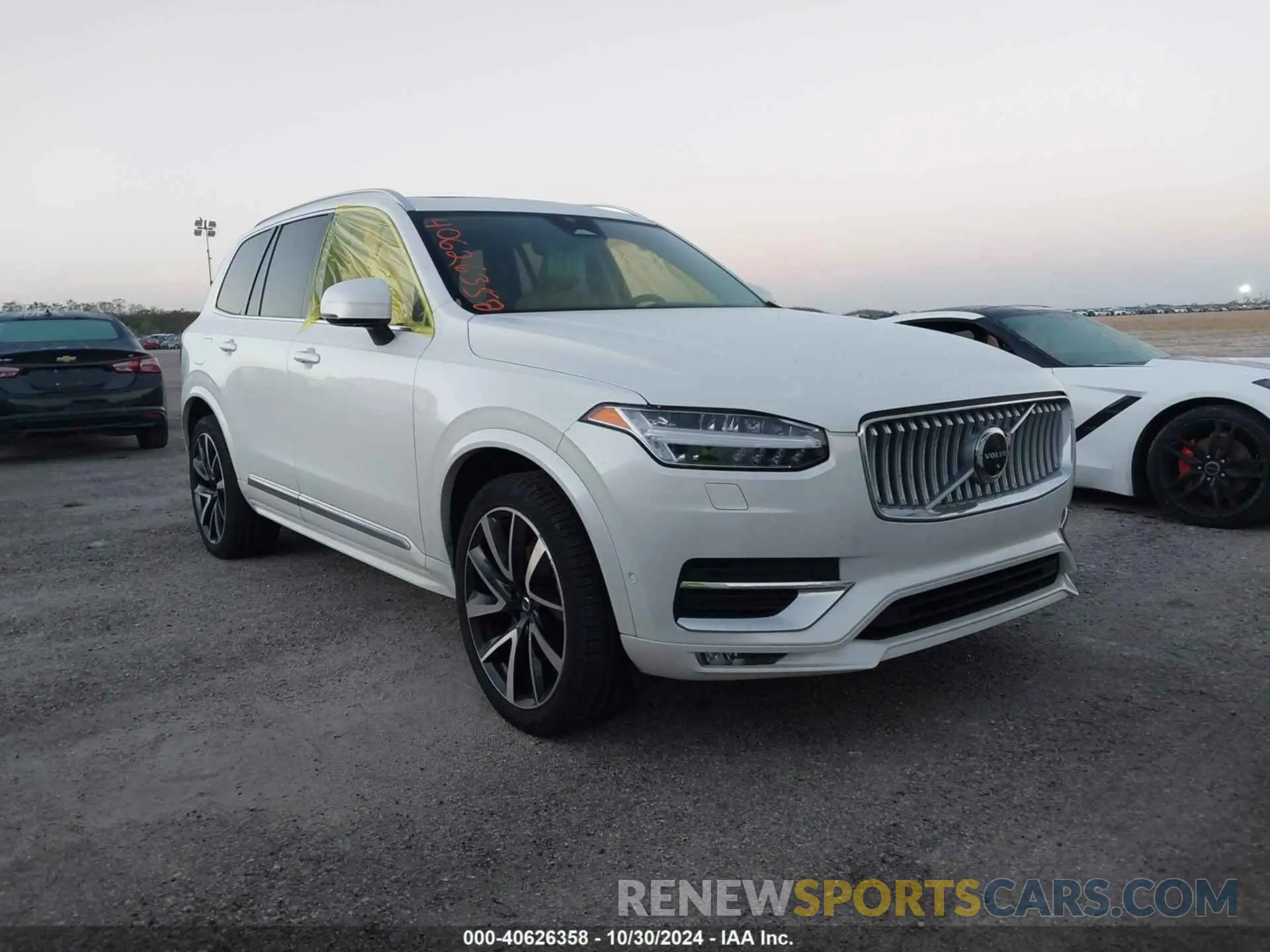 1 Фотография поврежденного автомобиля YV4062PN2P1994793 VOLVO XC90 2023
