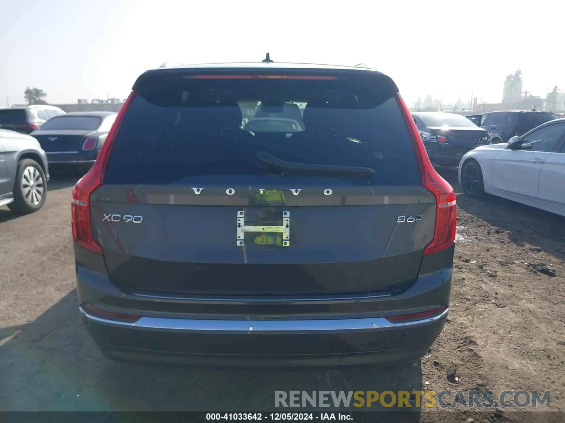 16 Фотография поврежденного автомобиля YV4062PN6P1997826 VOLVO XC90 2023