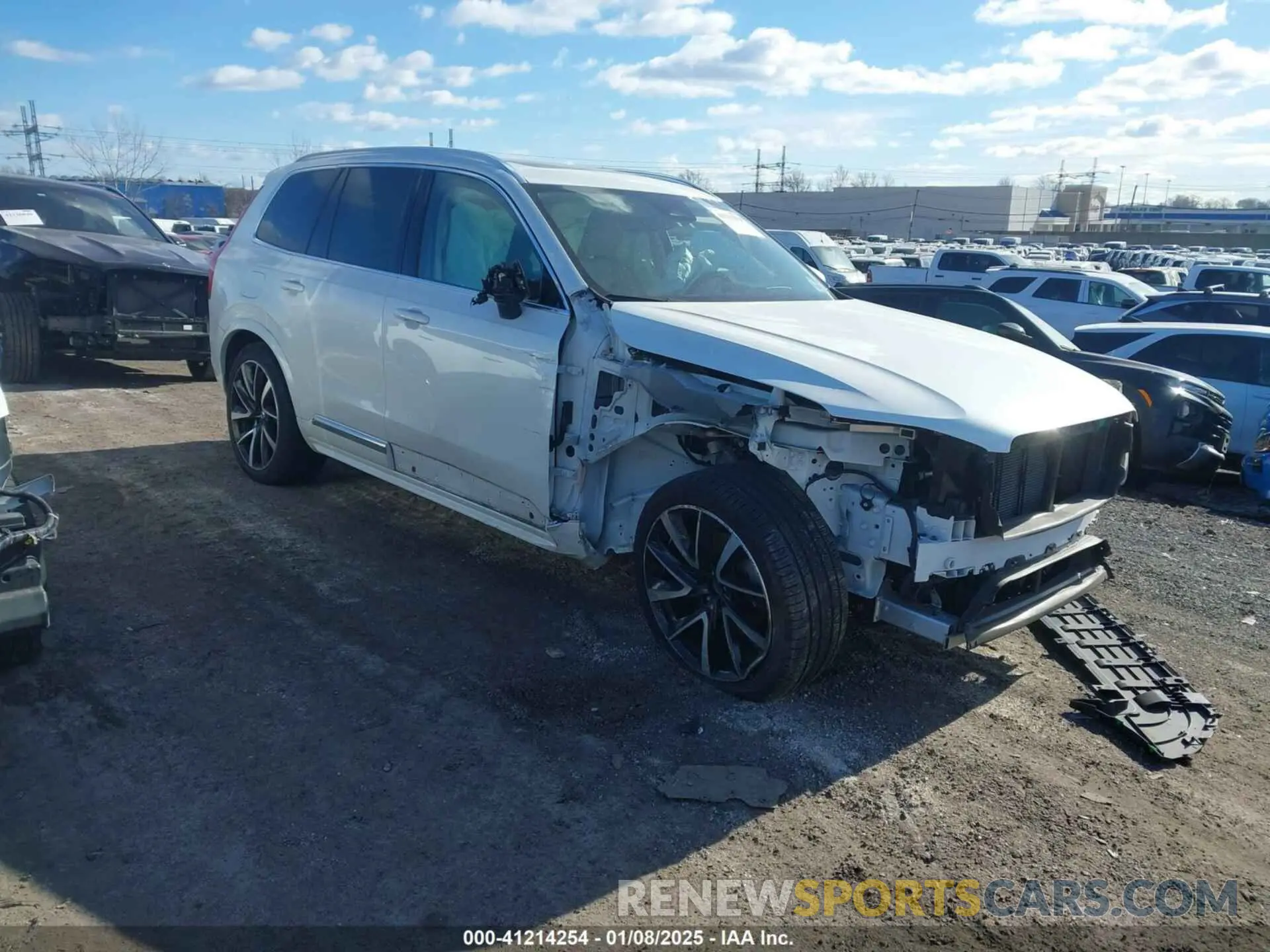 1 Photograph of a damaged car YV4L12PN6P1965650 VOLVO XC90 2023