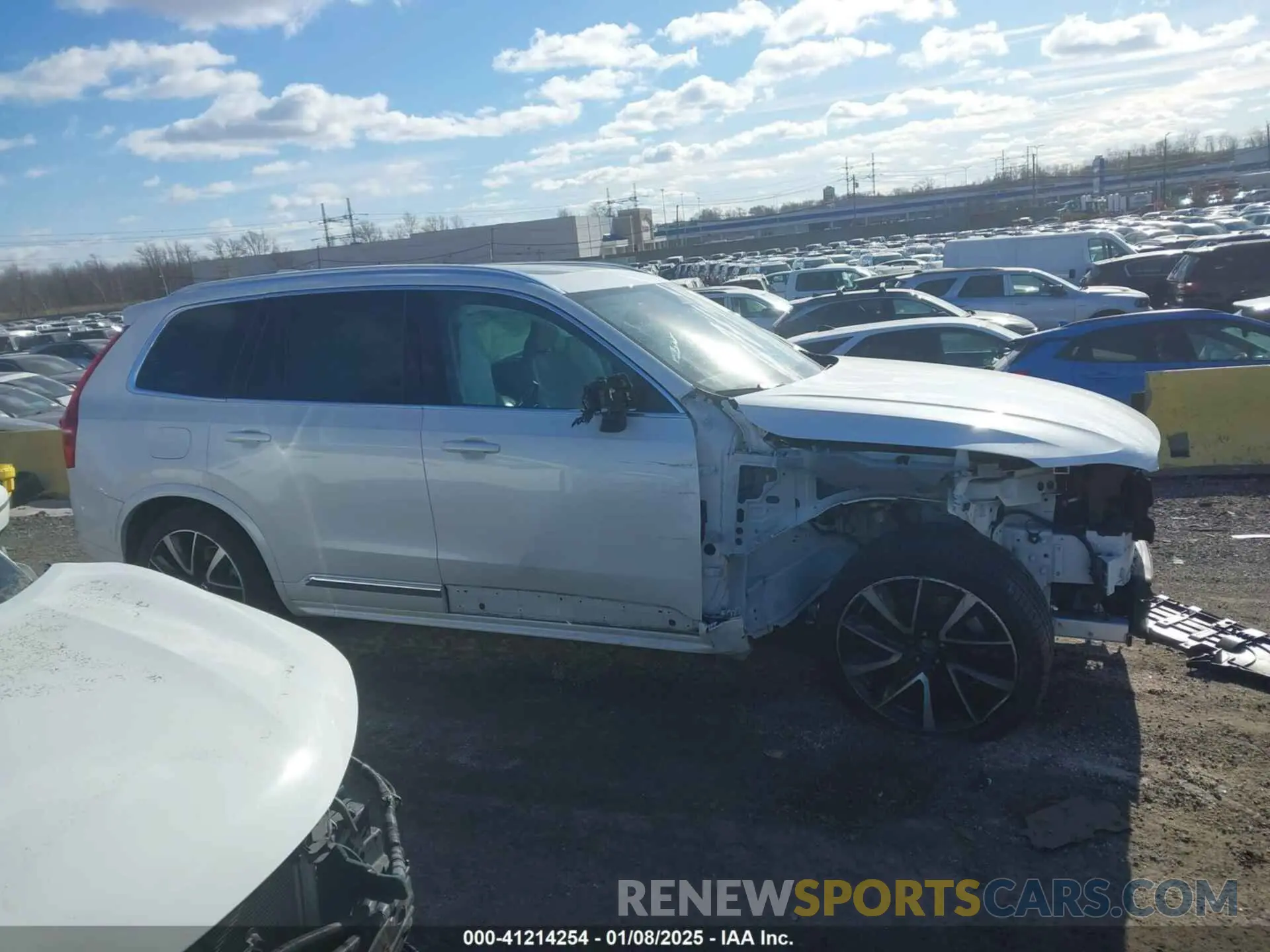 13 Photograph of a damaged car YV4L12PN6P1965650 VOLVO XC90 2023