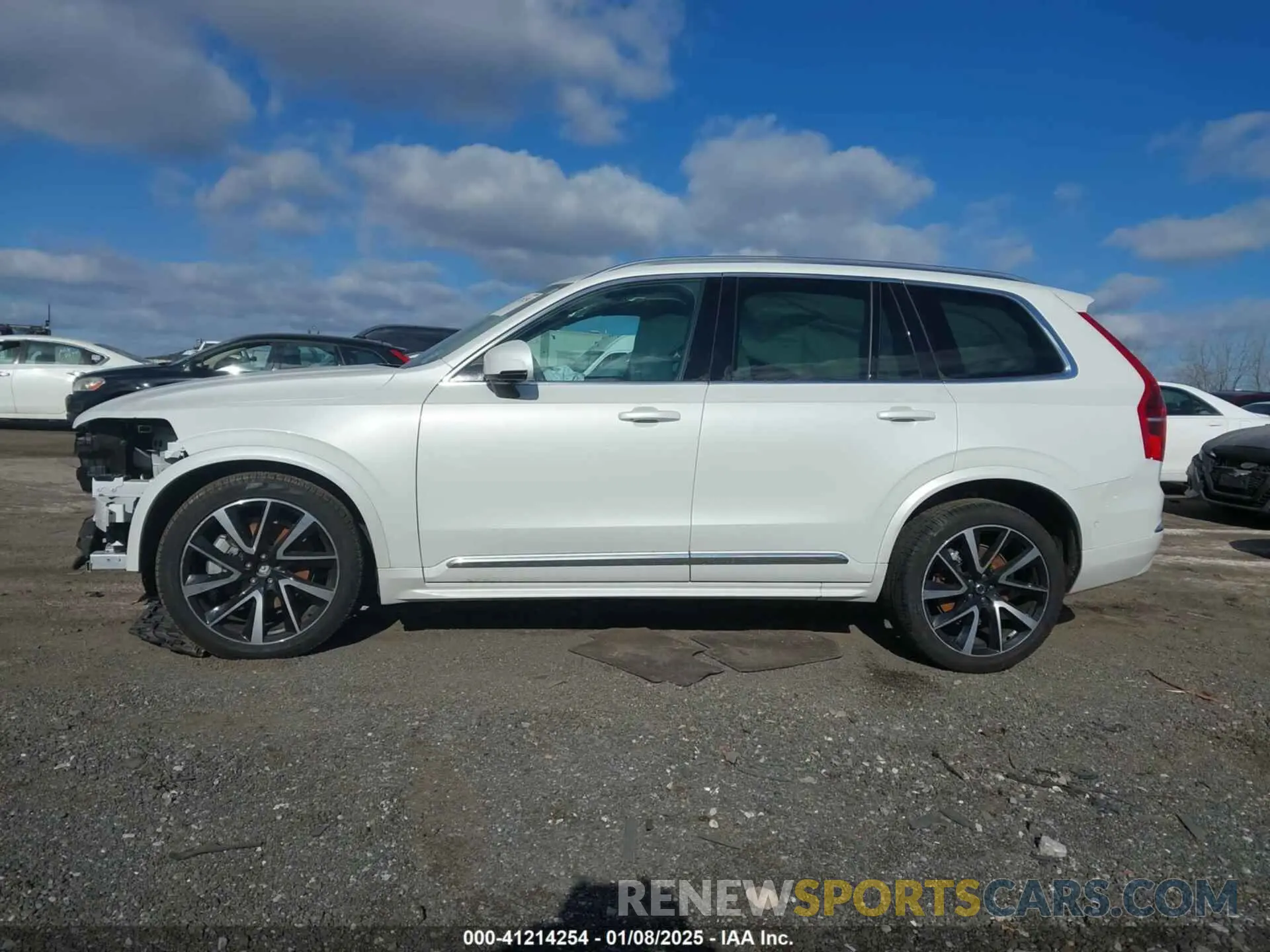 14 Photograph of a damaged car YV4L12PN6P1965650 VOLVO XC90 2023
