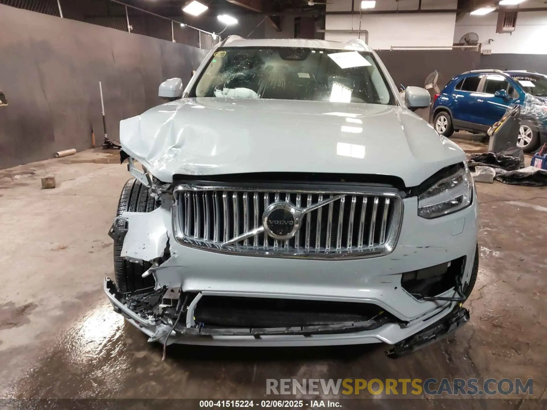 12 Photograph of a damaged car YV4062PE3R1190313 VOLVO XC90 2024