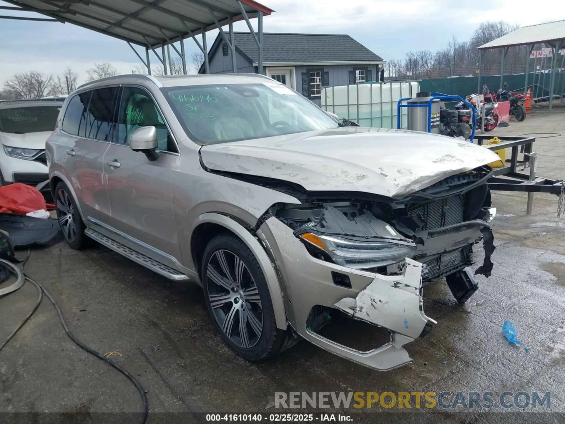 1 Photograph of a damaged car YV4062PF4R1208682 VOLVO XC90 2024