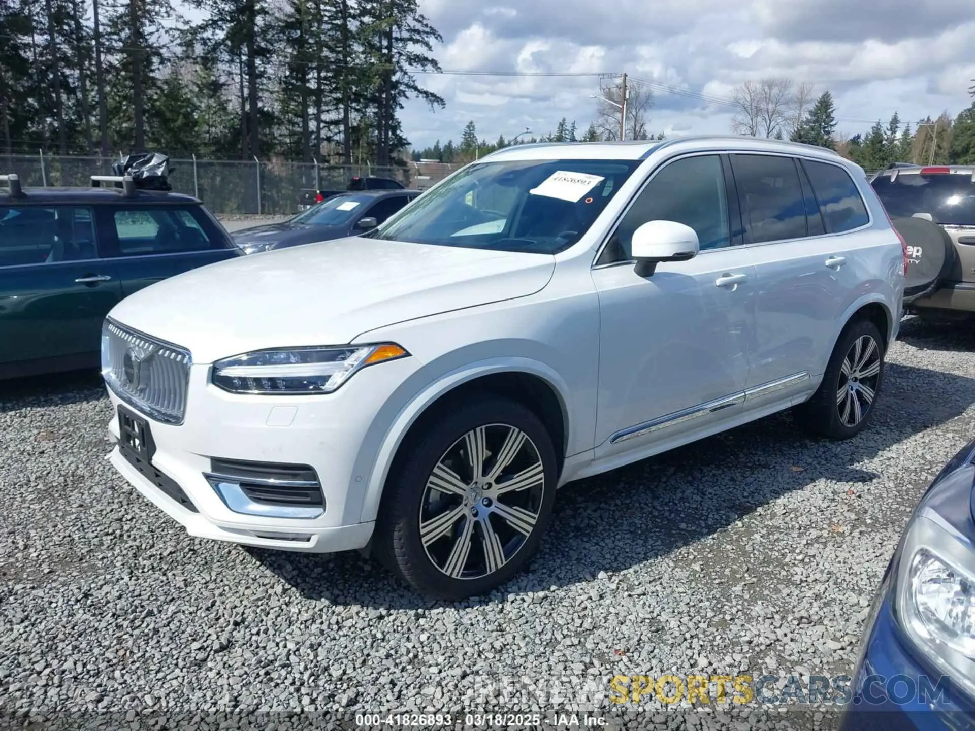 2 Фотография поврежденного автомобиля YV4062PF8R1178831 VOLVO XC90 2024