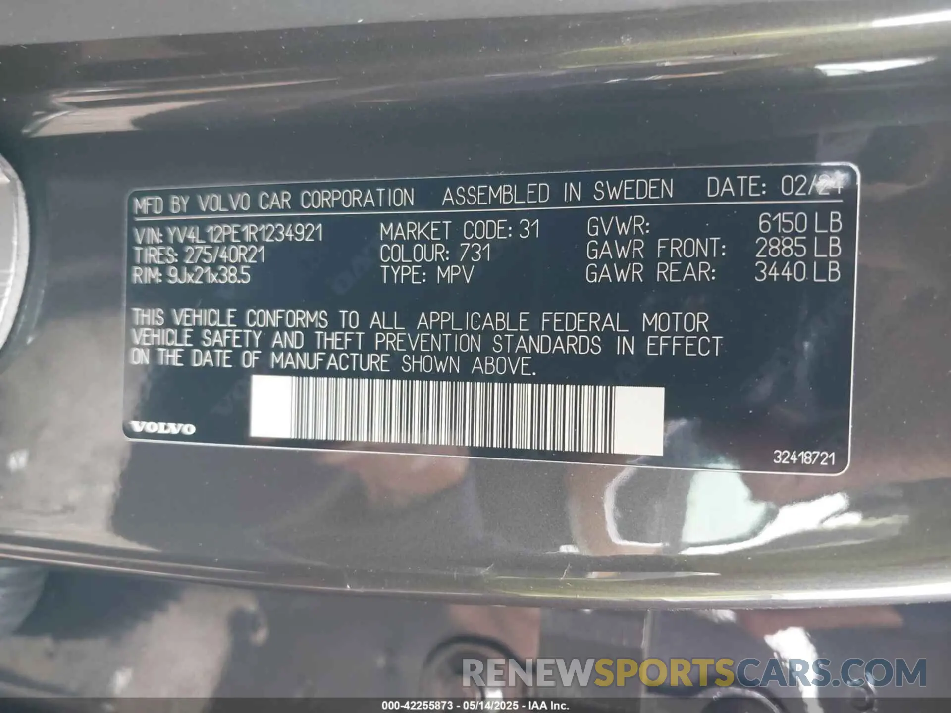 9 Photograph of a damaged car YV4L12PE1R1234921 VOLVO XC90 2024