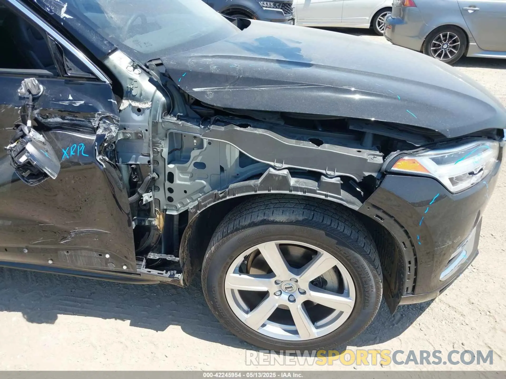 6 Photograph of a damaged car YV4L12PK0R1165211 VOLVO XC90 2024