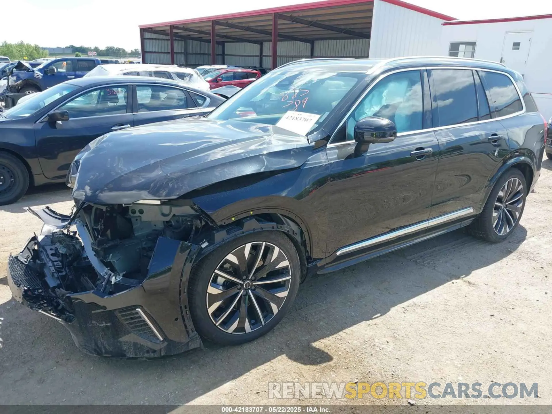 2 Фотография поврежденного автомобиля YV4062JB6S1373774 VOLVO XC90 2025