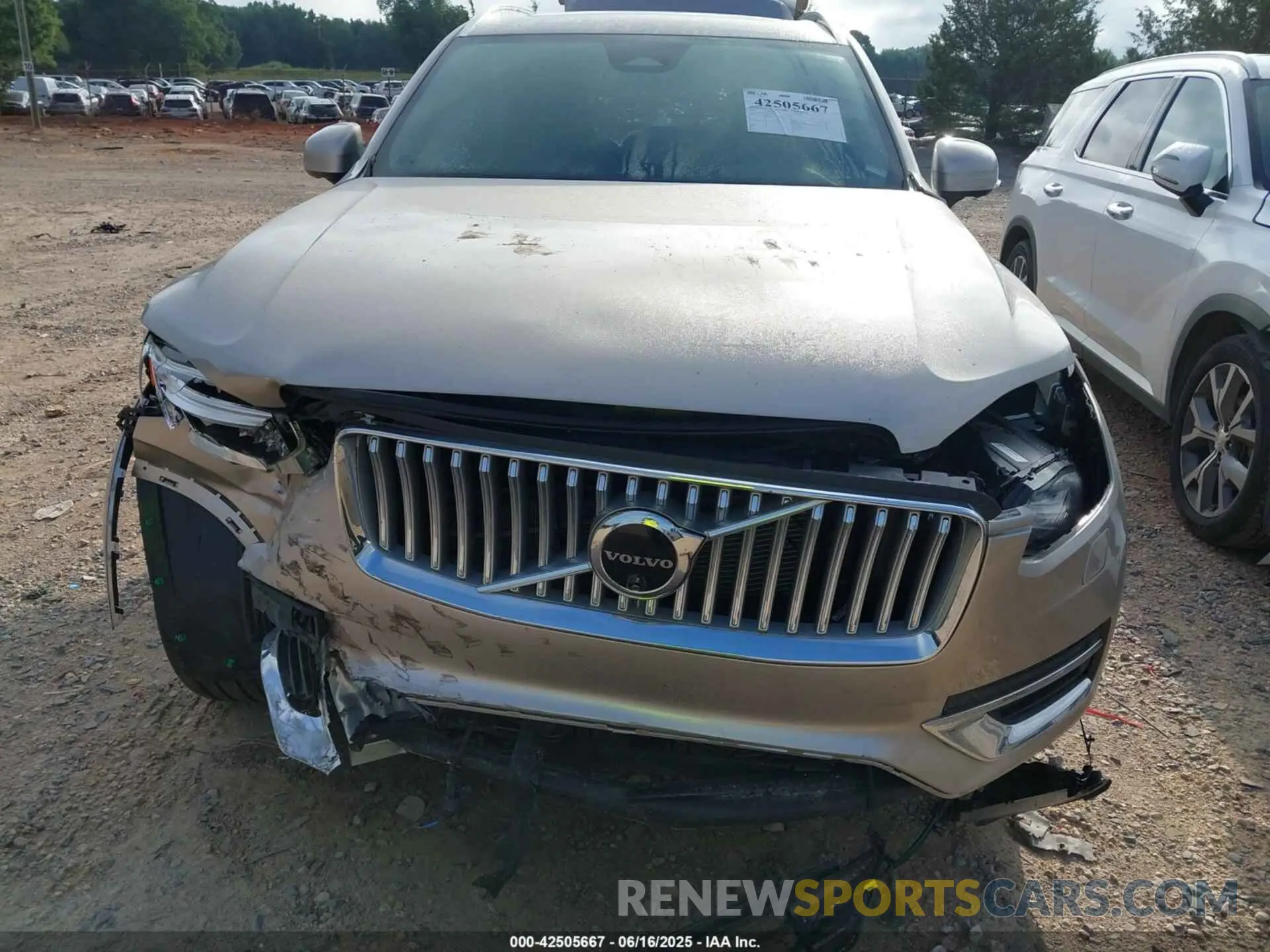 6 Фотография поврежденного автомобиля YV4062PE0S1299396 VOLVO XC90 2025