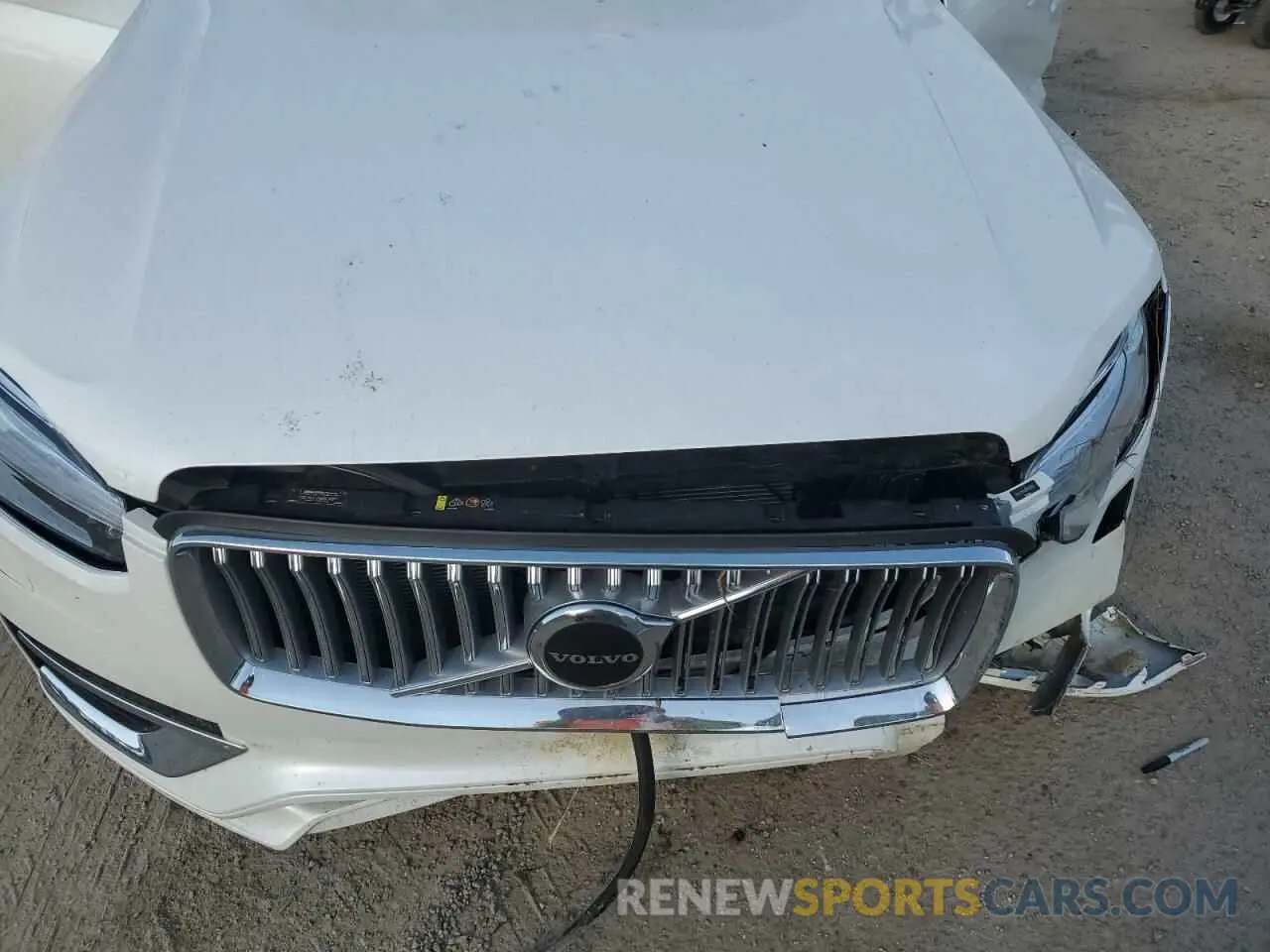 12 Photograph of a damaged car YV4L12PKXR1183828 VOLVO XC90 CORE 2024