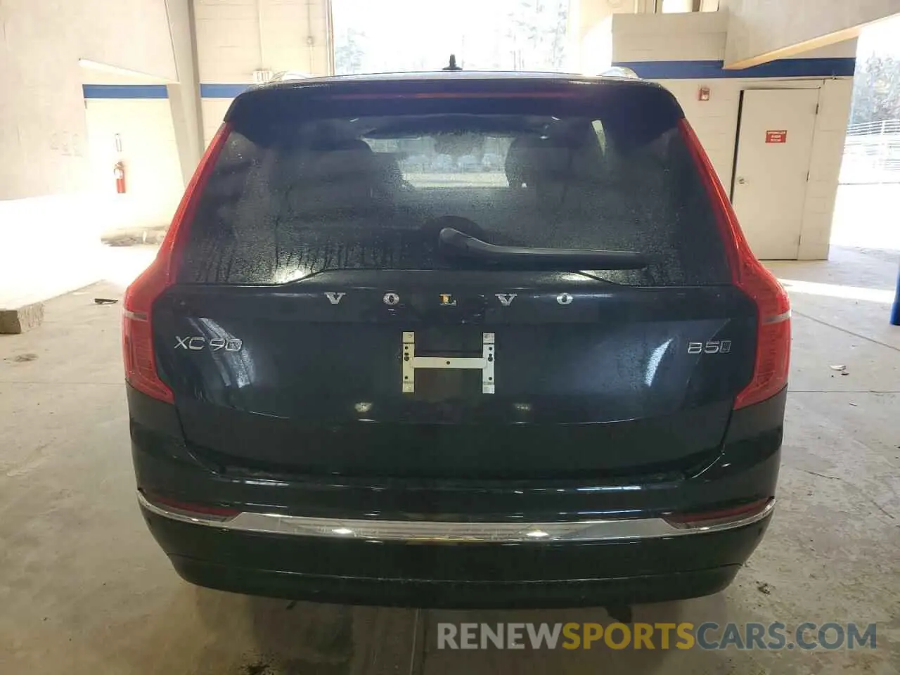 6 Photograph of a damaged car YV4M12PJ6S1337310 VOLVO XC90 CORE 2025