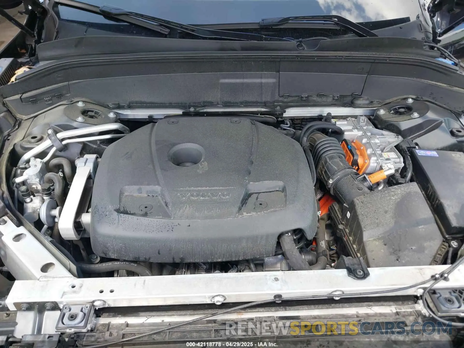 10 Фотография поврежденного автомобиля YV4BR0CL2L1619943 VOLVO XC90 HYBRID 2020