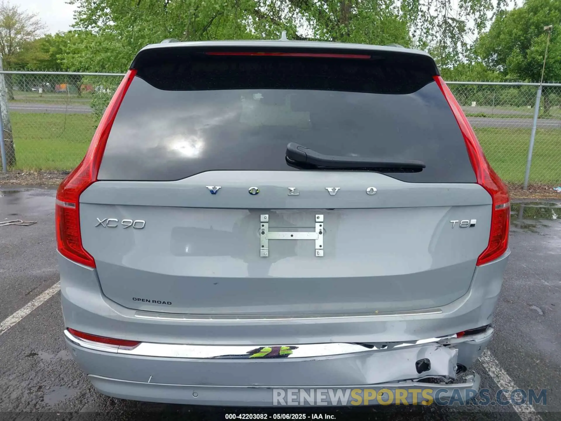 16 Фотография поврежденного автомобиля YV4H60PE1S1328346 VOLVO XC90 PLUG-IN HYBRID 2025