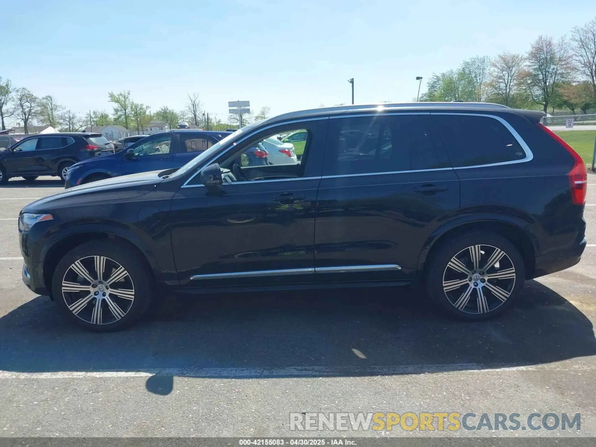 14 Фотография поврежденного автомобиля YV4H60PF4S1305975 VOLVO XC90 PLUG-IN HYBRID 2025