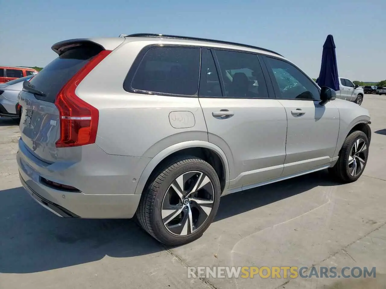 3 Photograph of a damaged car YV4H60CW5P1950440 VOLVO XC90 PLUS 2023